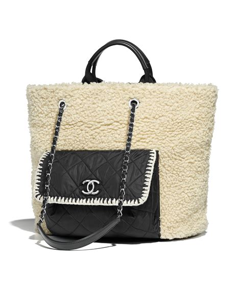 carteras chanel original|bolsos chanel outlet.